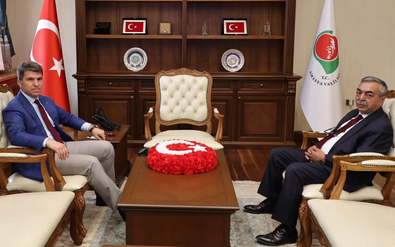 Mülkiye Başmüfettişi Mustafa Ayyıldız’dan Amasya Valisi’ne Ziyaret