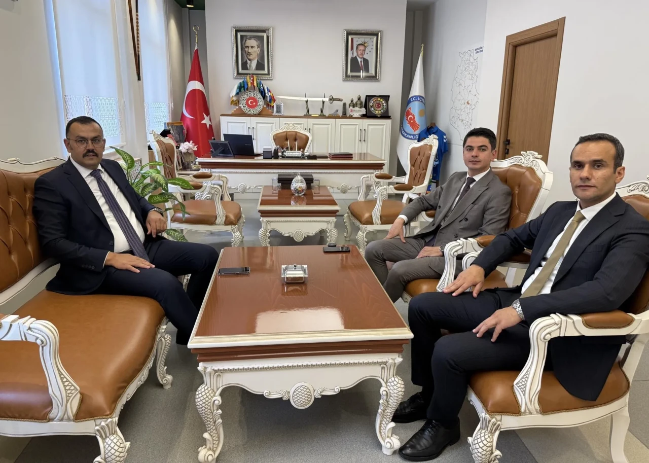 Amasya Cumhuriyet Başsavcısı Fatih Kocaman’dan Taşova Kaymakamı Salih Kartal’a Nezaket Ziyareti