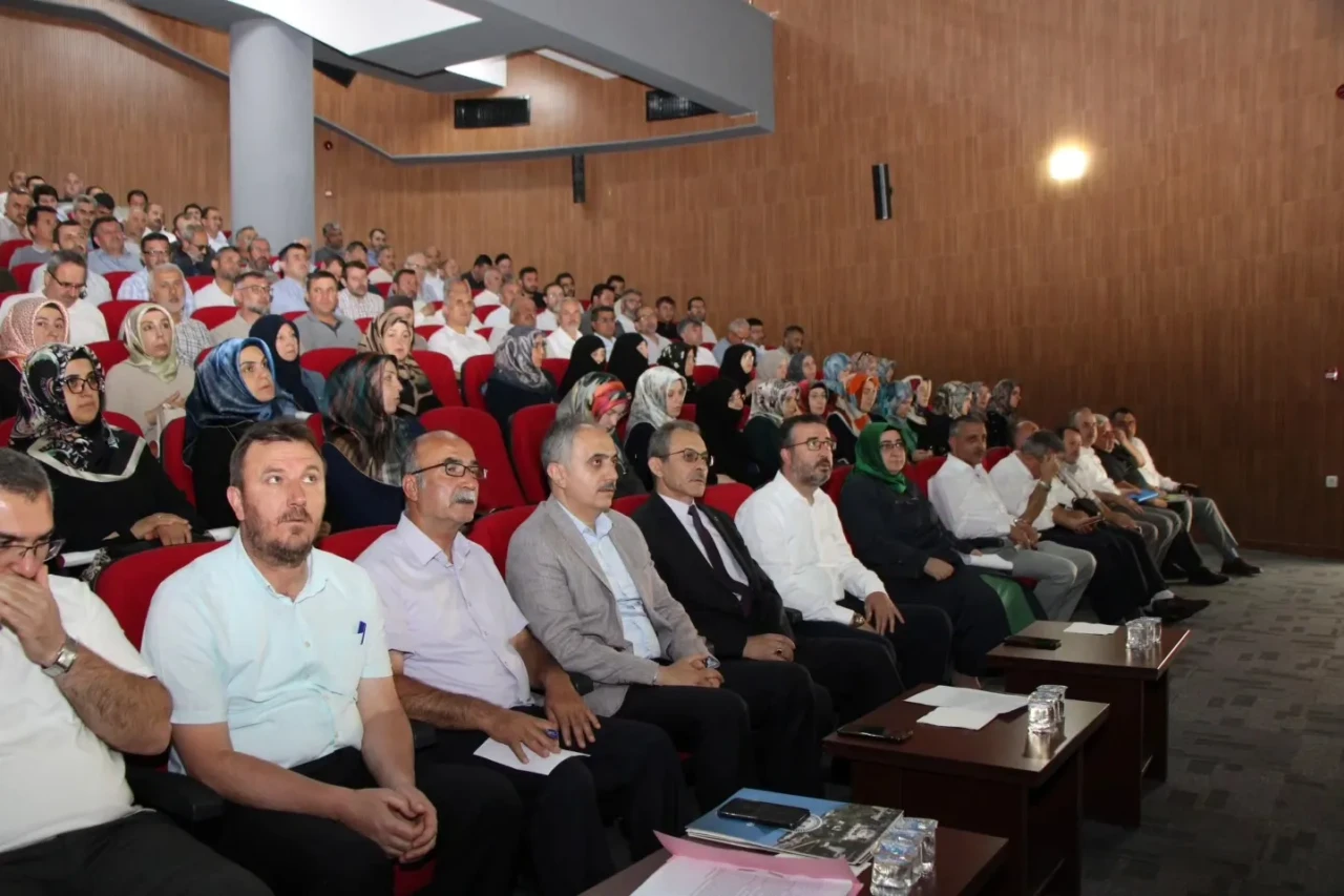 Amasya İl Müftülüğü Haziran Personel İstişare Toplantısı Yapıldı