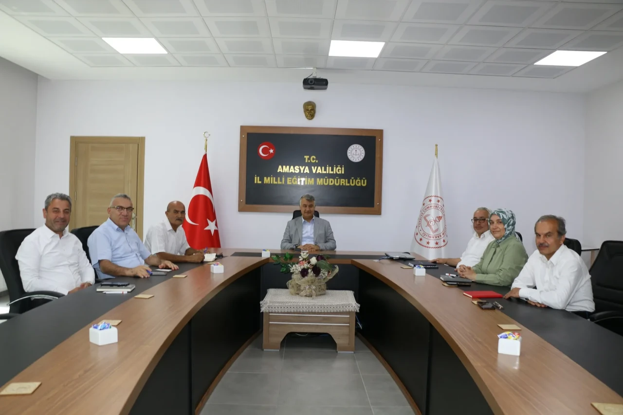 Amasya İl Milli Eğitim Müdürlüğü’nde Haftalık Olağan Toplantı Gerçekleştirildi