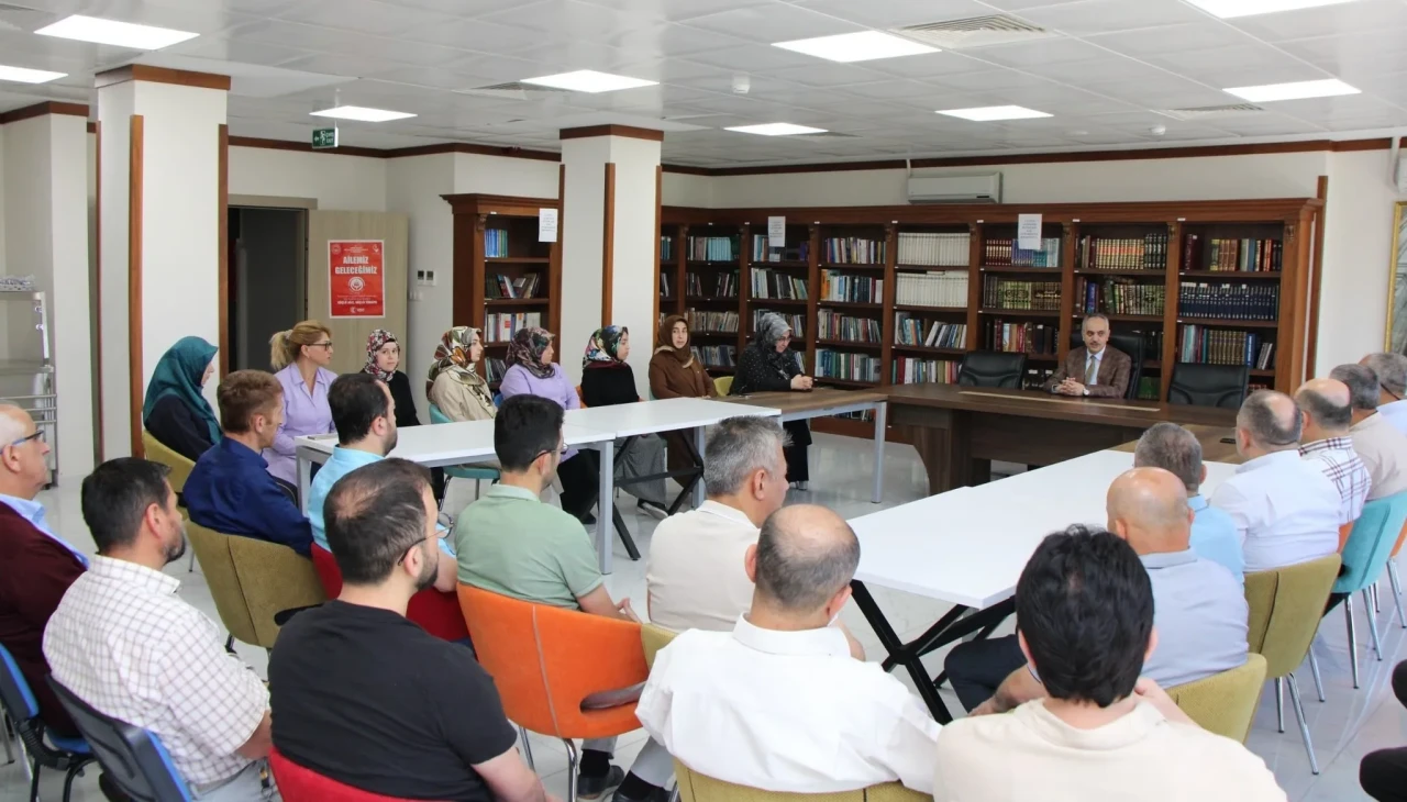 İl Müftüsü Hamza Bayram, Müftülük Personeliyle Bayramlaştı