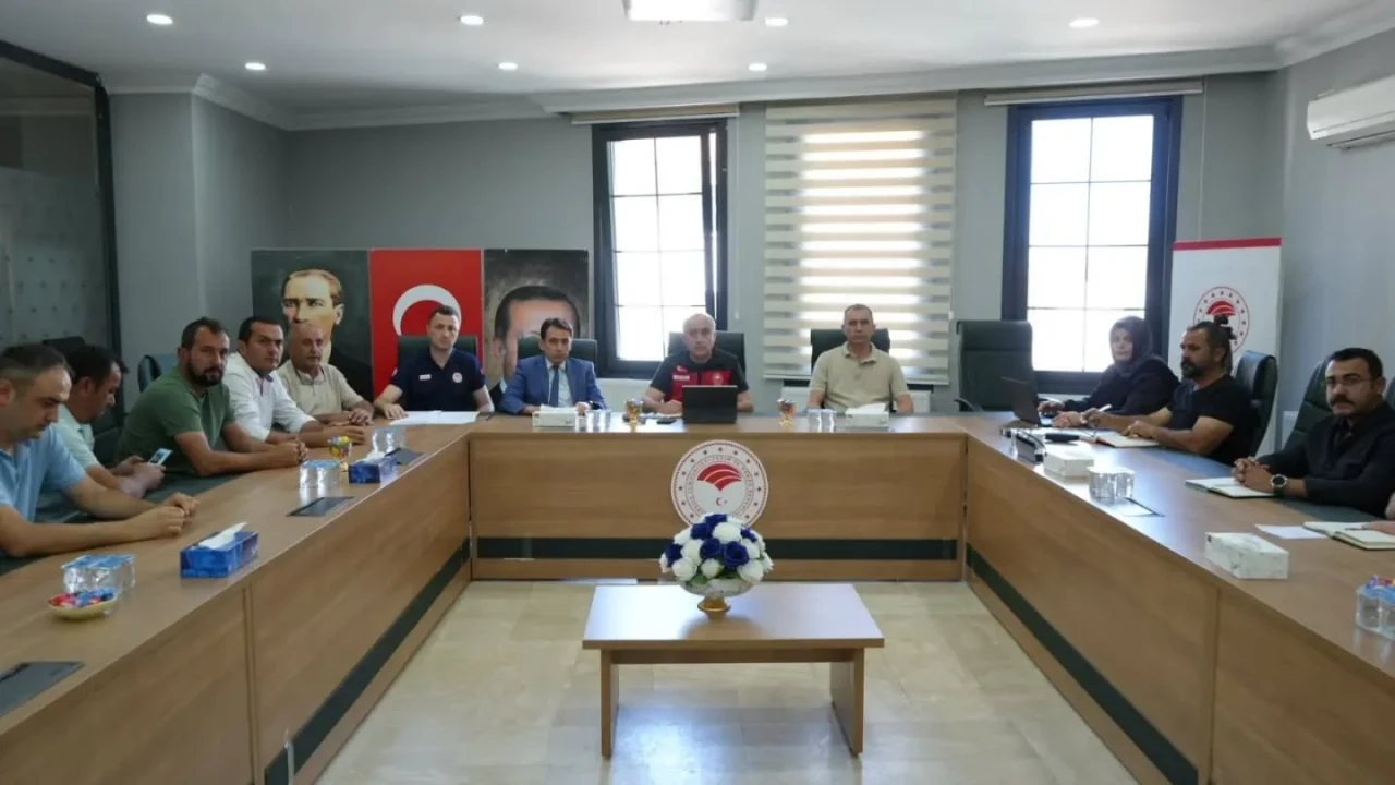 Amasya’da Hayvancılık Sektörü Masaya Yatırıldı: Hayvancılık Genel Müdürü Salih Çelik Üreticilerle Buluştu