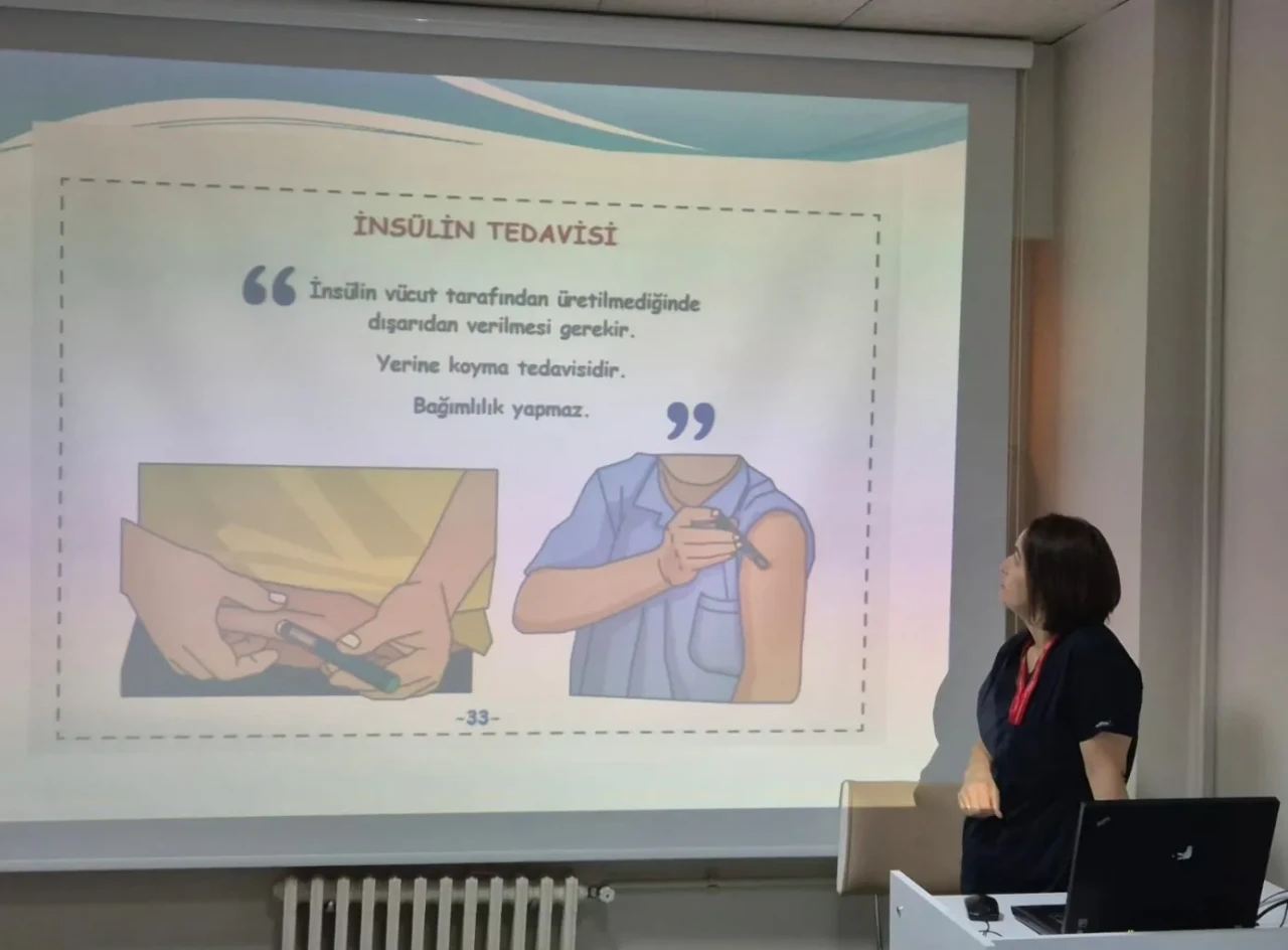 Amasya’da Diyabetle Mücadelede Bilinçlenme Eğitimi: Diyabet Okulu Katılımcılarını Bilgilendirdi