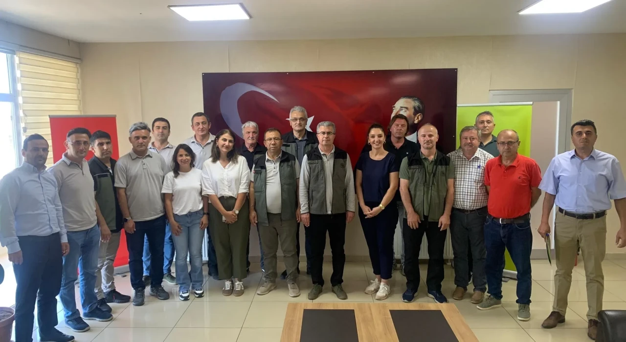 Kadastro ve Mülkiyet Komisyon Üyelerine Teşekkür Belgesi