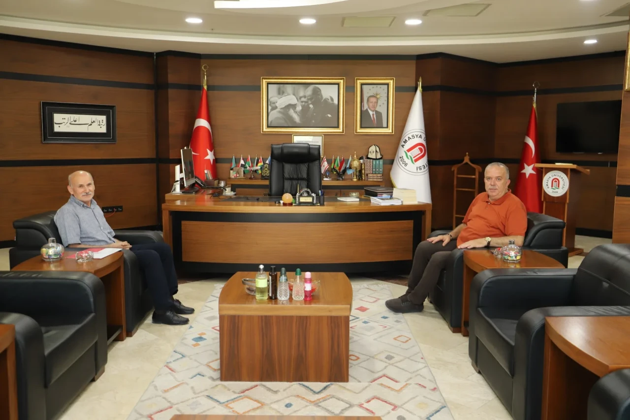 Süleymaniye Kütüphanesi’nden Amasya Üniversitesi’ne Anlamlı Kitap Bağışı