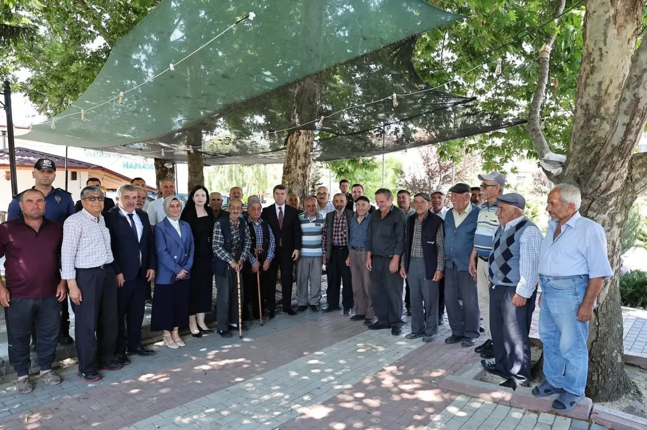 Vali Bakan Hamamözü’nde Vatandaşı Dinledi!