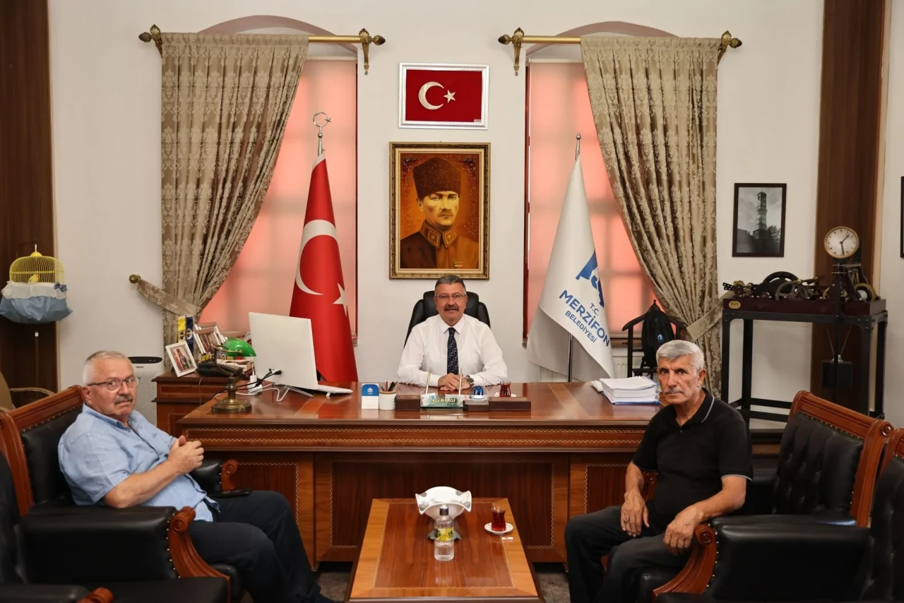 Başkan Kargı, Belediyede Konuklarını Ağırlamaya Devam Ediyor