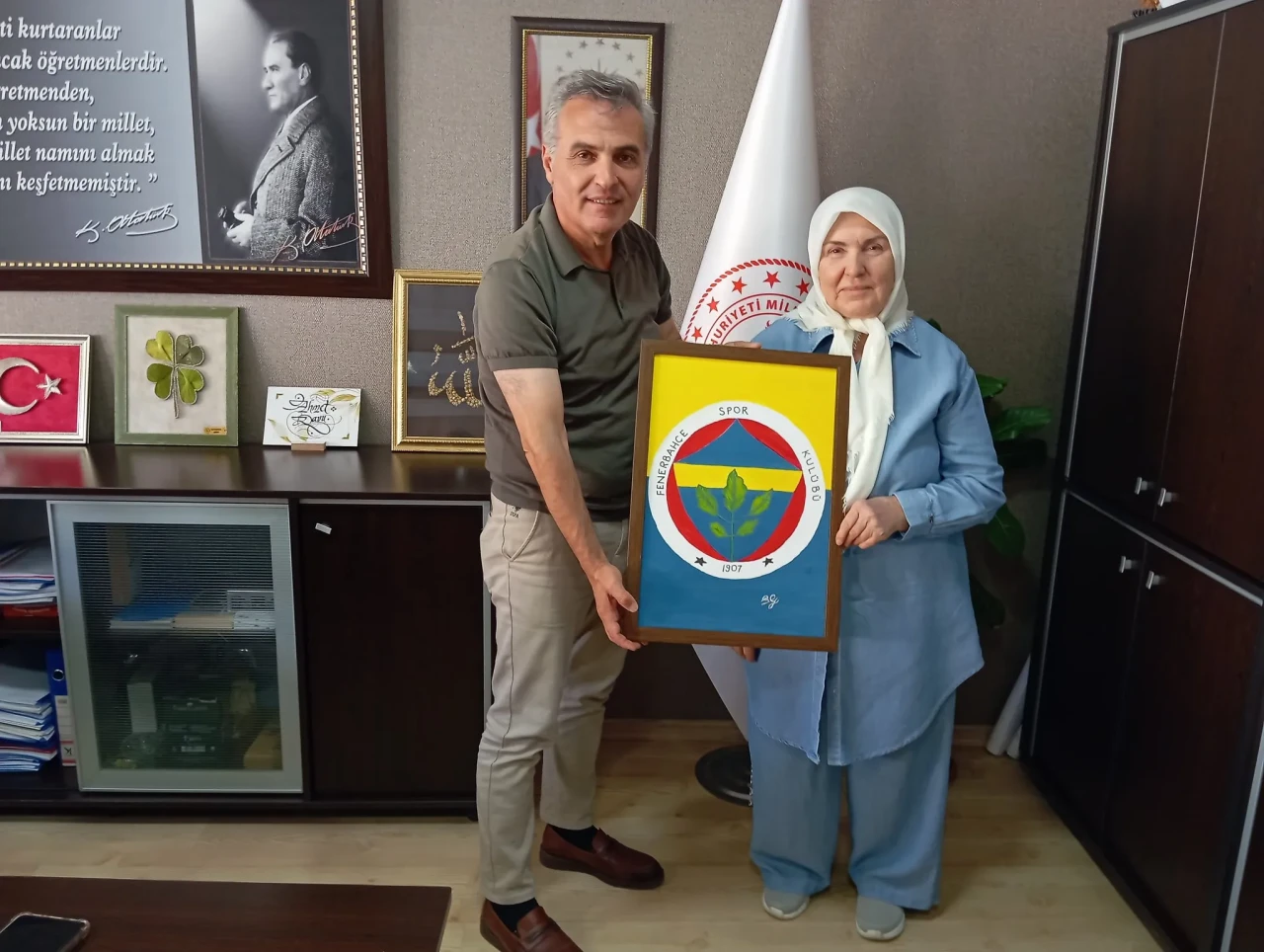 Emekli Öğretmen Sertaç Gökçe’den Milli Eğitim Müdürü Ahmet Davu’ya Anlamlı Ziyaret
