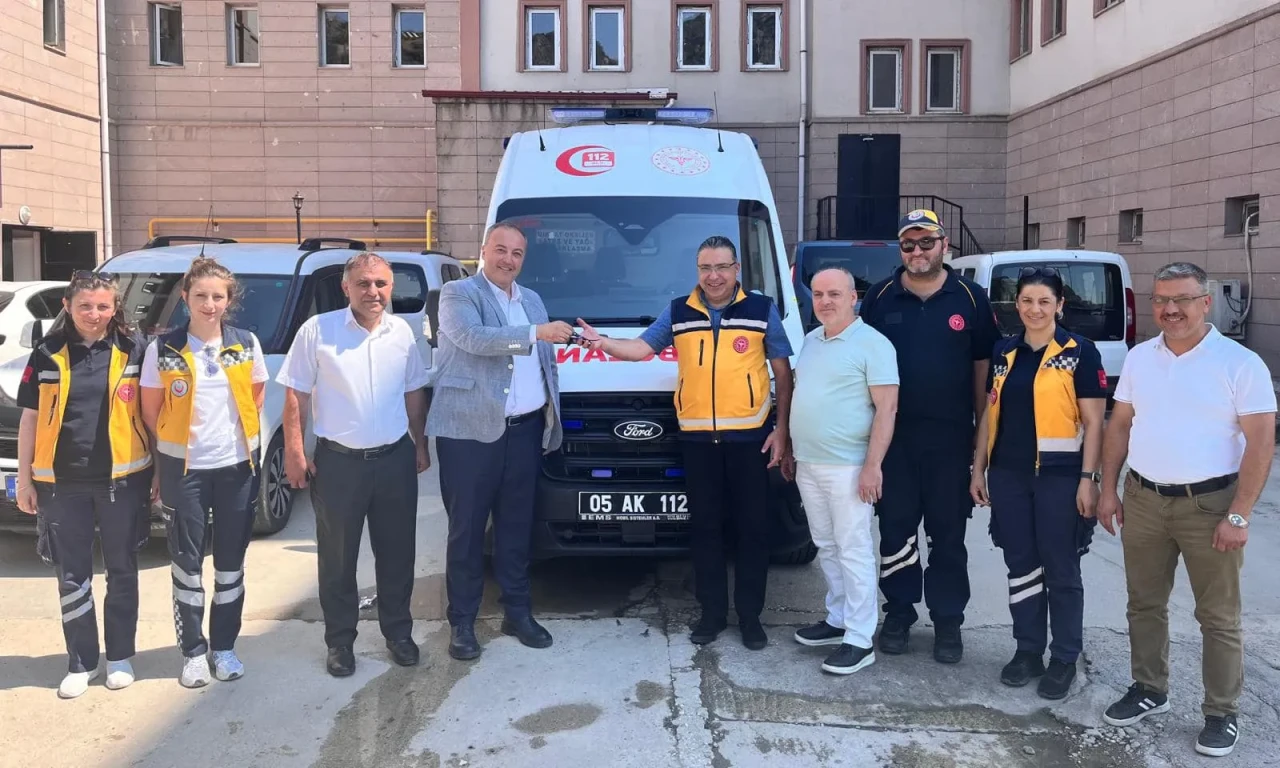 Amasya Ambulans Filosuna Takviye: Yeni Tam Donanımlı Araç Hizmete Alındı