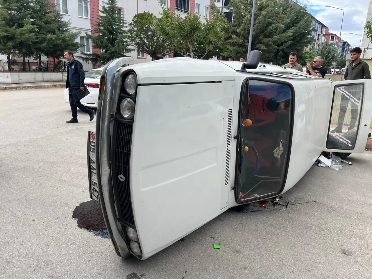 Merzifon’da İki Araç Çarpıştı: 1 Kişi Yaralandı