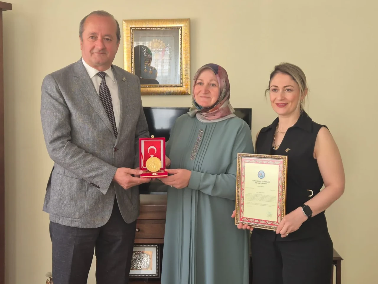 Soku Ailesinden Mehmetçik Vakfı’na Anlamlı Bağış!