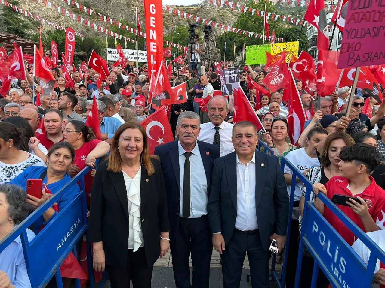 Topal: Amasya da Acil Sandık İstiyor