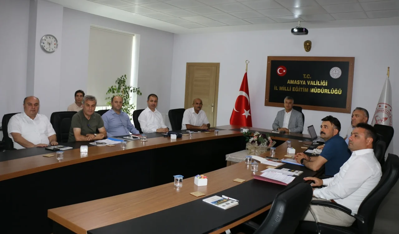 Amasya’da Taşımalı Eğitim İl Değerlendirme Komisyonu Toplantısı Gerçekleştirildi