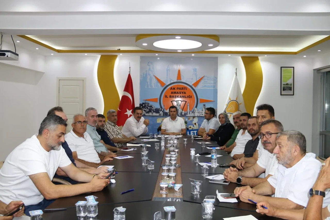 AK Parti Amasya İl Yürütme Kurulu Toplantısı Gerçekleştirildi