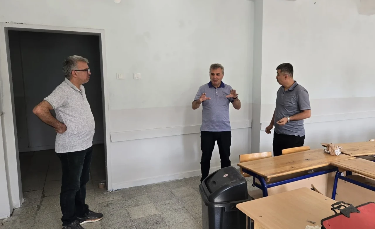 Suluova’da Okullarda Yeni Dönem Hazırlıkları Yerinde İncelendi