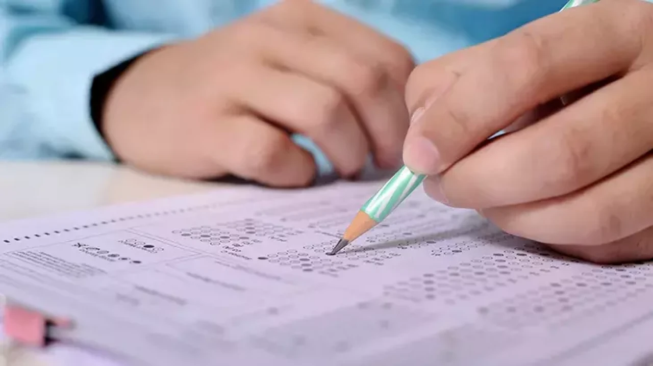 Rüyada Sınava Girmek Ne Anlama Gelir? İşte Rüya Tabirleri ve Detaylı Yorumlar