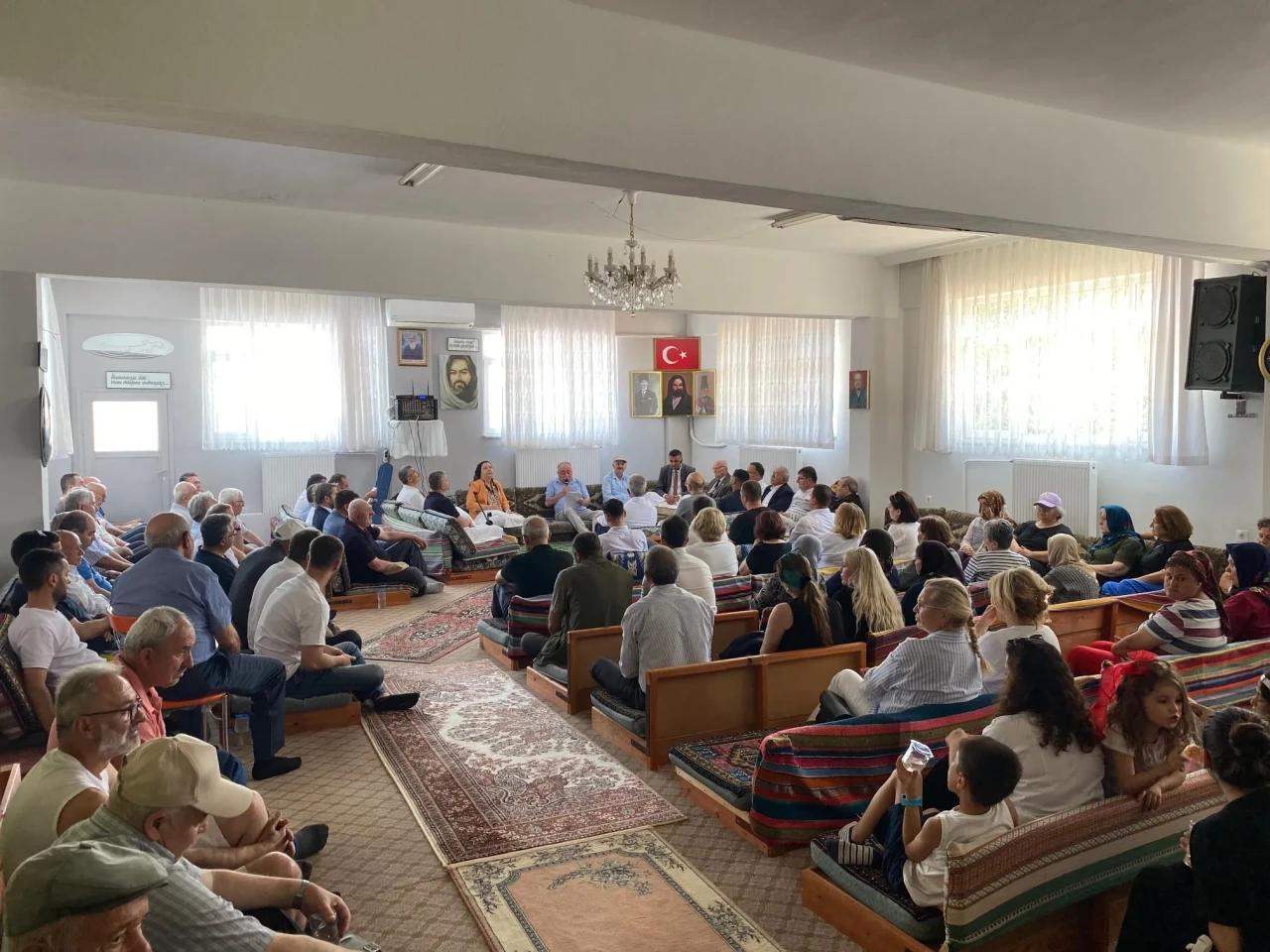 Doğmuş: Her insanı olduğu gibi sever sayar ve “insan-ı kamile“ niyaz ederiz