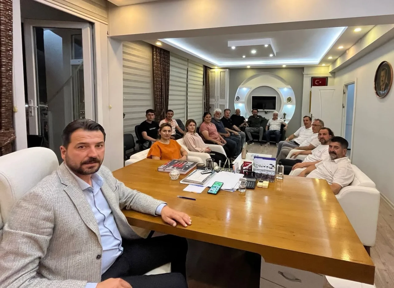 AK Parti Merzifon Teşkilatından Birlik Mesajı: “Durmak Yok, Yola Devam!”