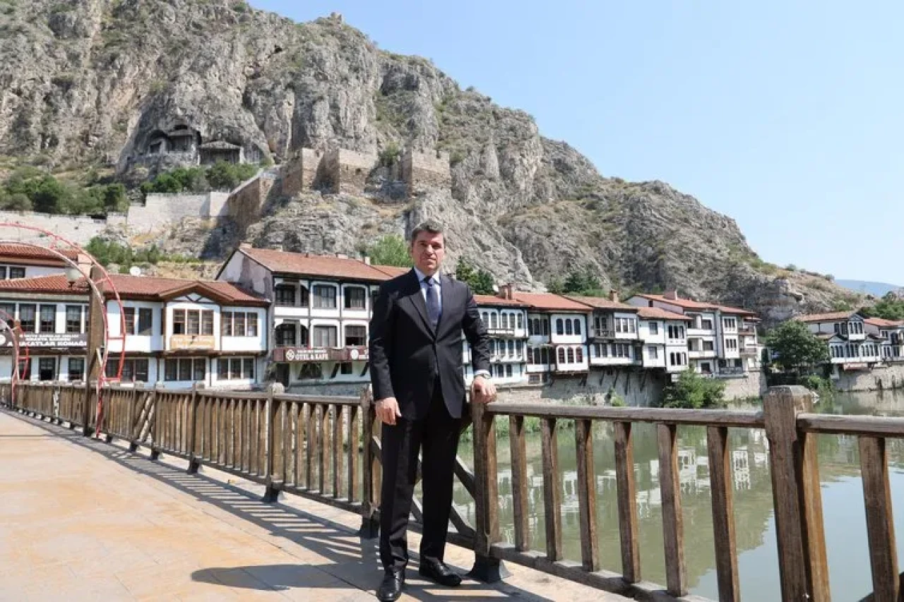 Vali Önder Bakan’dan Yaz Uyarısı: Ormanlara Giriş Yasak, Gölet ve Barajlara Dikkat!