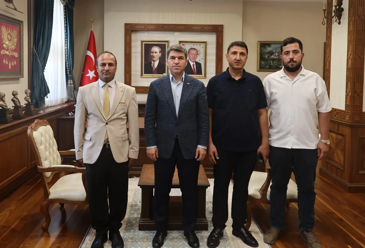 Burçak ve Cuma’dan Amasya Valisi Bakan’a Ziyaret