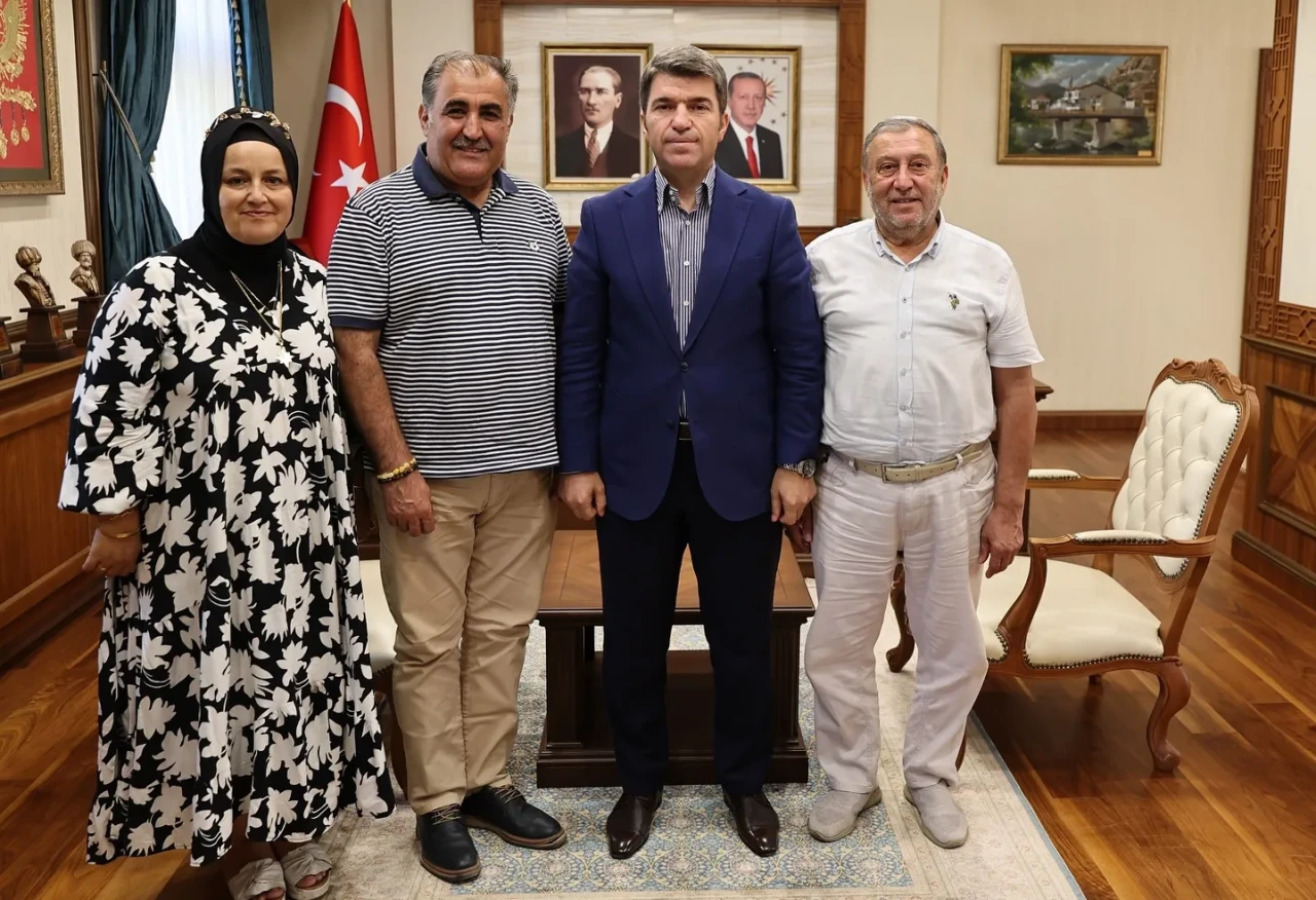 Deniz Feneri ve Hayatcan Derneklerinden Amasya Valisi Önder Bakan’a Ziyaret
