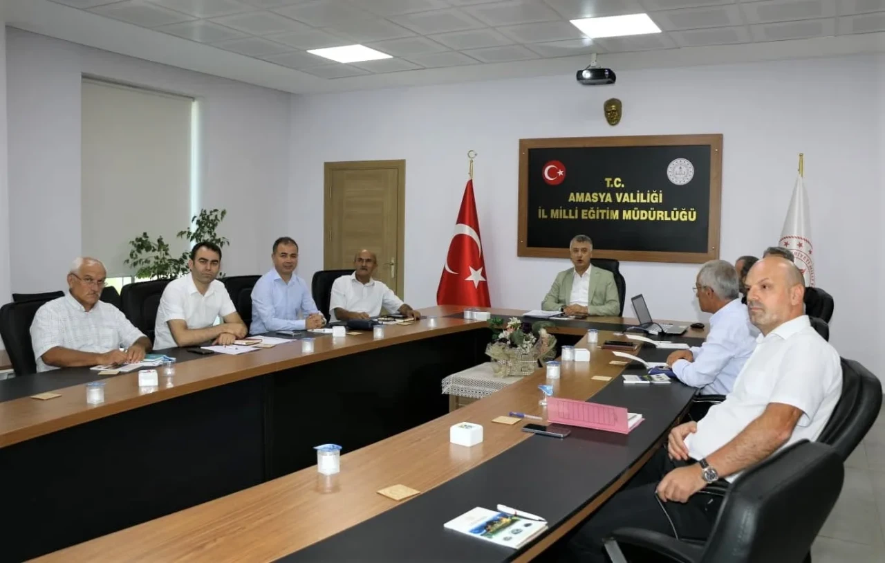 Amasya’da Taşımalı Eğitim İl Değerlendirme Komisyonu Toplantısı Yapıldı