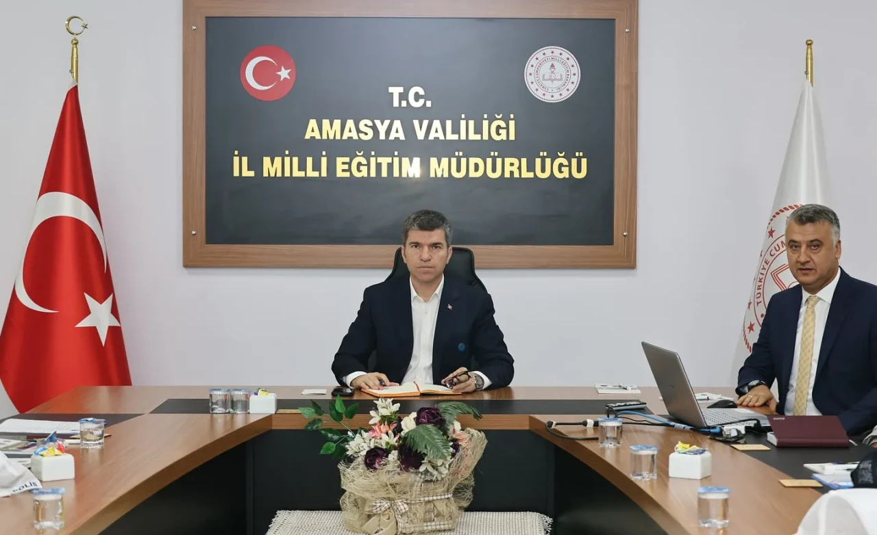 Amasya’da Yeni Eğitim Yılı Öncesi Servis ve Öğrenci Güvenliği Toplantısı Yapıldı