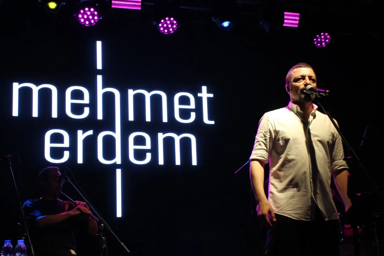 Mehmet Erdem Amasya’da Zafer Bayramı Konseriyle Coşturdu