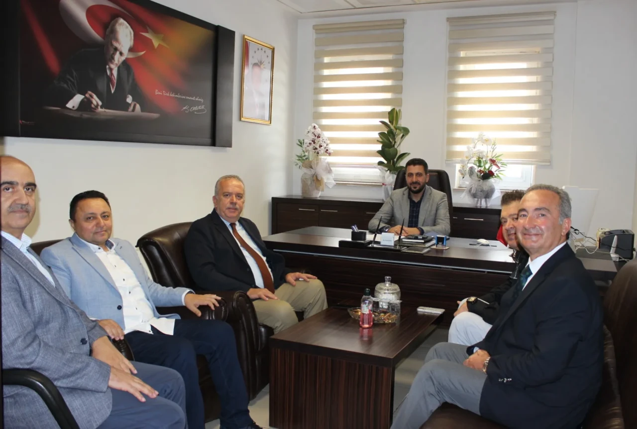 Amasya Üniversitesi’nden Doç. Dr. Erol Öten’e Hayırlı Olsun Ziyareti