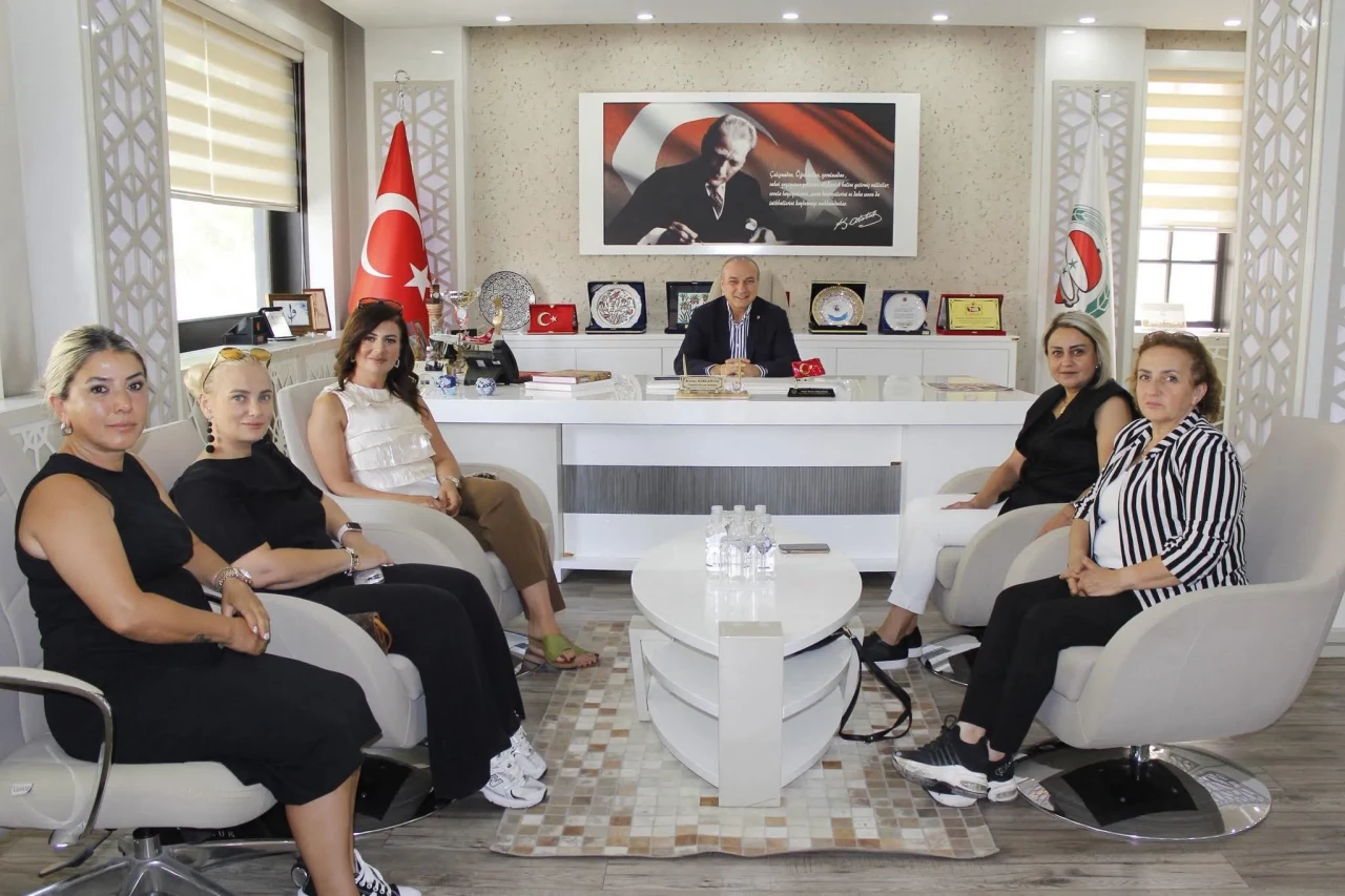 Girişimcilik ve İş Birliği Vurgusu: Başkan Kırlangıç Önemli Ziyaretçileri Ağırladı