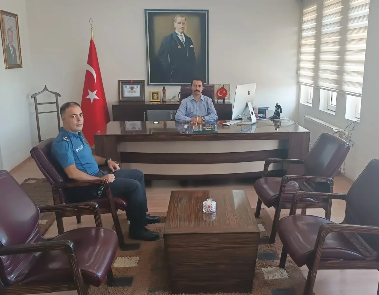 Kaymakam Osman Demirgül, İlçe Emniyet Amiri Onur Yıldırım’ı Kabul Etti