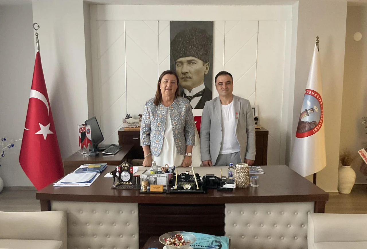 Gümüşhacıköy Belediye Başkanı Zehra Özyol’a Hemşehrilerinden Nezaket Ziyareti