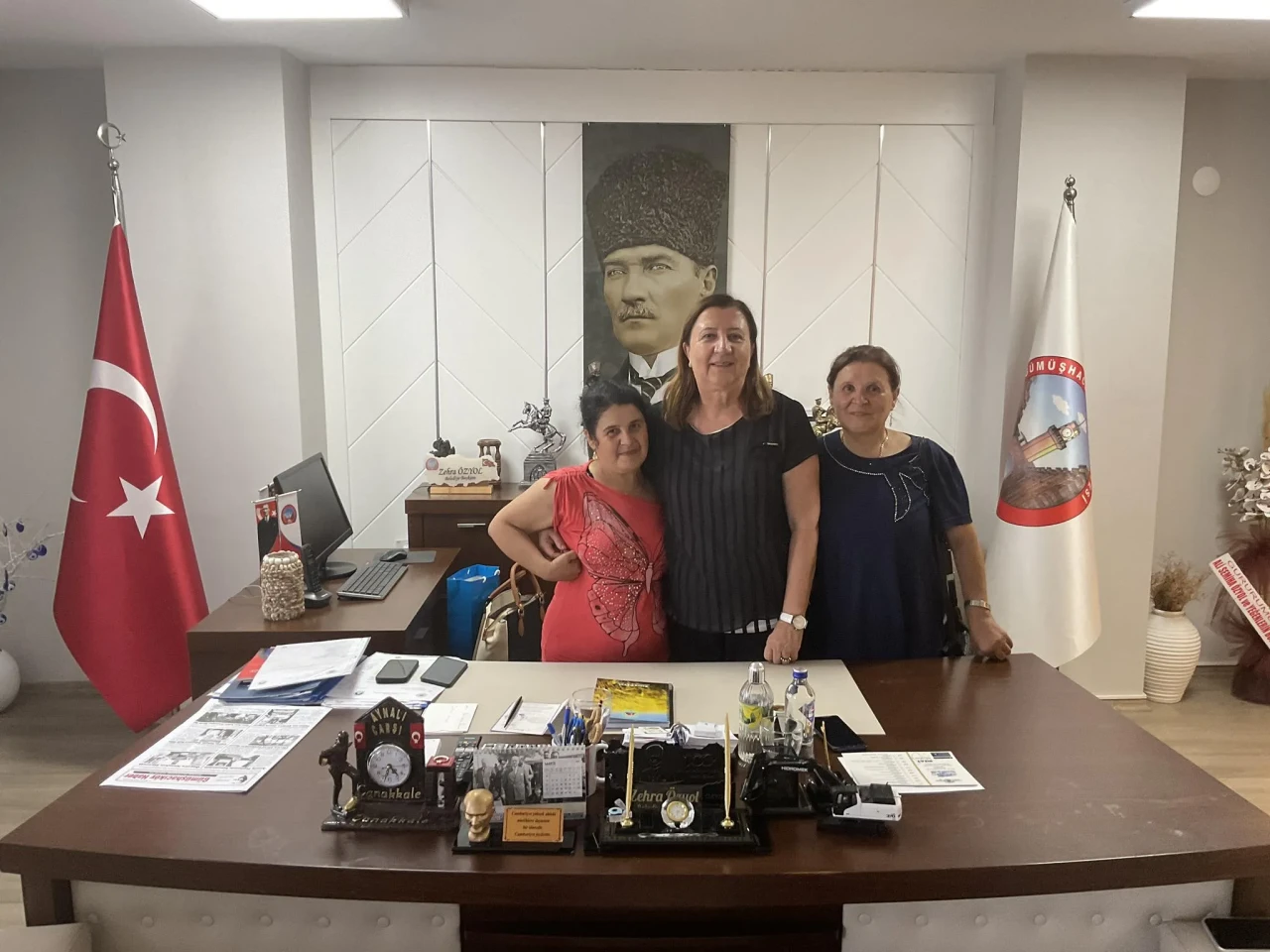 Gümüşhacıköy Belediye Başkanı Zehra Özyol’a Hemşehrilerinden Ziyaret