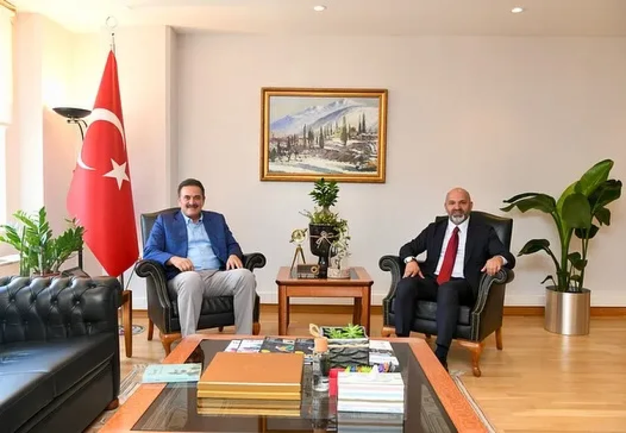 Milletvekili Haluk İpek’ten RTÜK Üst Kurul Üyesi Hasan Davulcu’ya Hayırlı Olsun Ziyareti