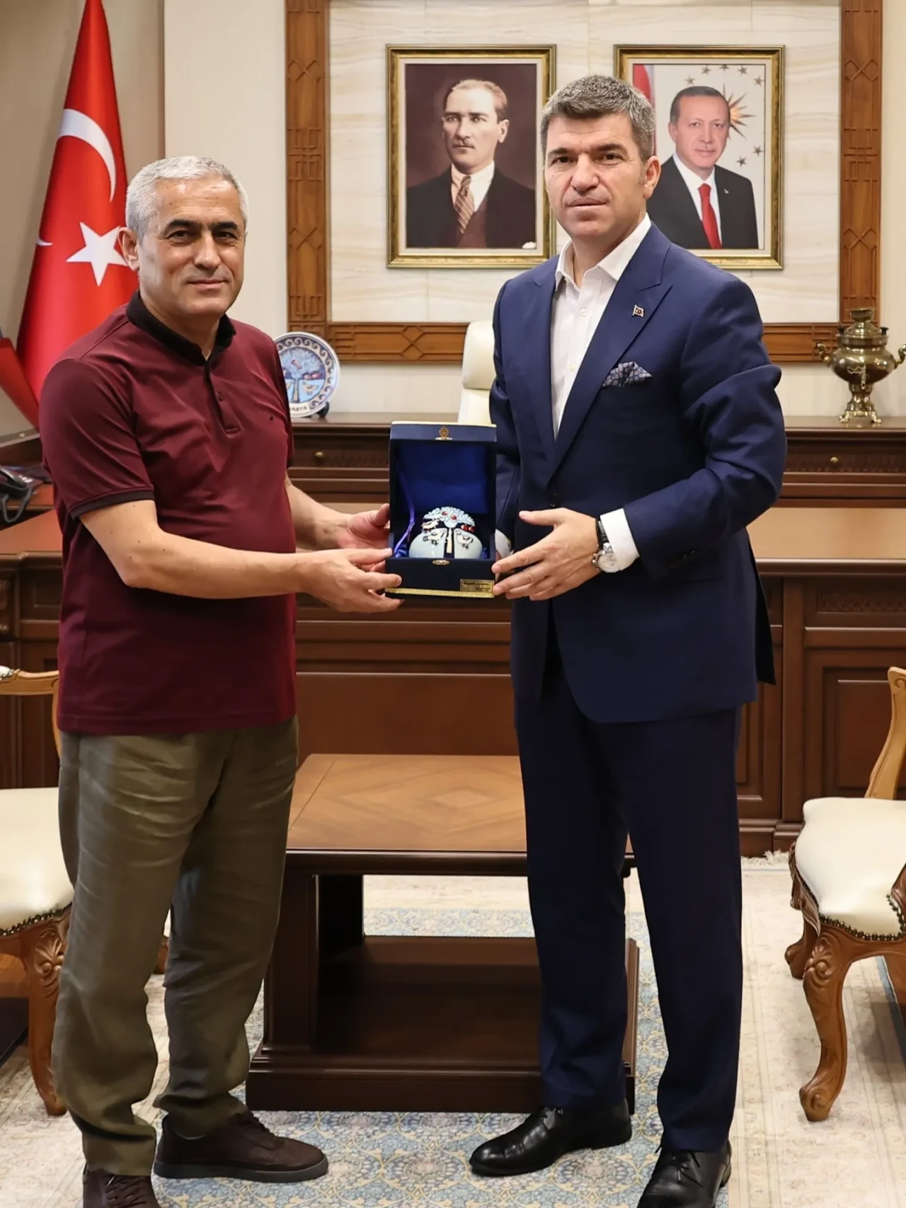 İzmir Aliağa Kaymakamı Zekeriya Güney’den Amasya Valisi Önder Bakan’a Ziyaret