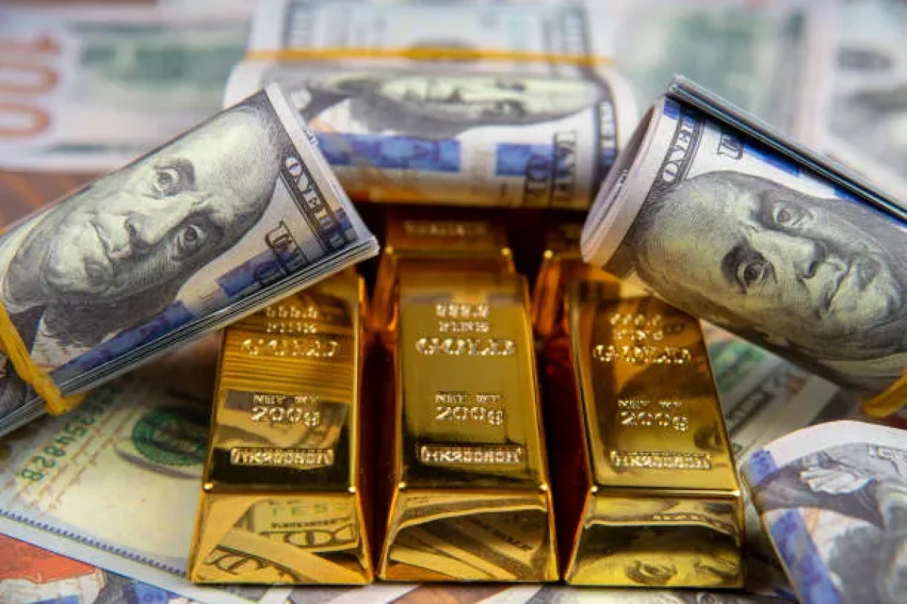 30 Eylül 2025; Altın ve Dolar Piyasalarında Tarihi Zirve