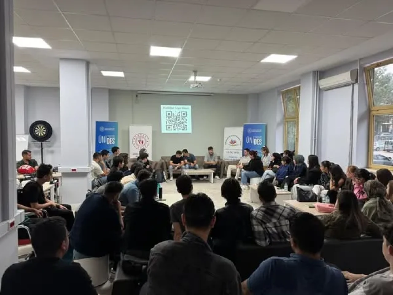 Amasya Genç Ofis’te Yazılım Buluşması: Gençler Projelerini Konuştu