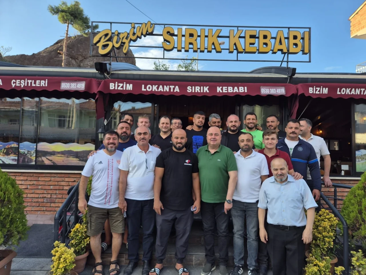 Merzifon Belediyespor Osmancık’taki Yağlı Güreşlerde Yerini Aldı
