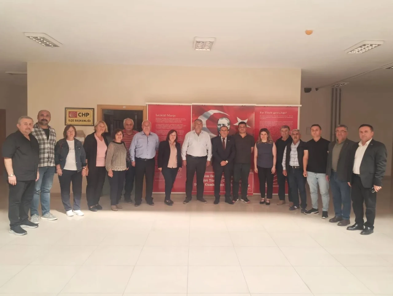 CHP’DE BİRLİK VE BERABERLİK GÖSTERİSİ