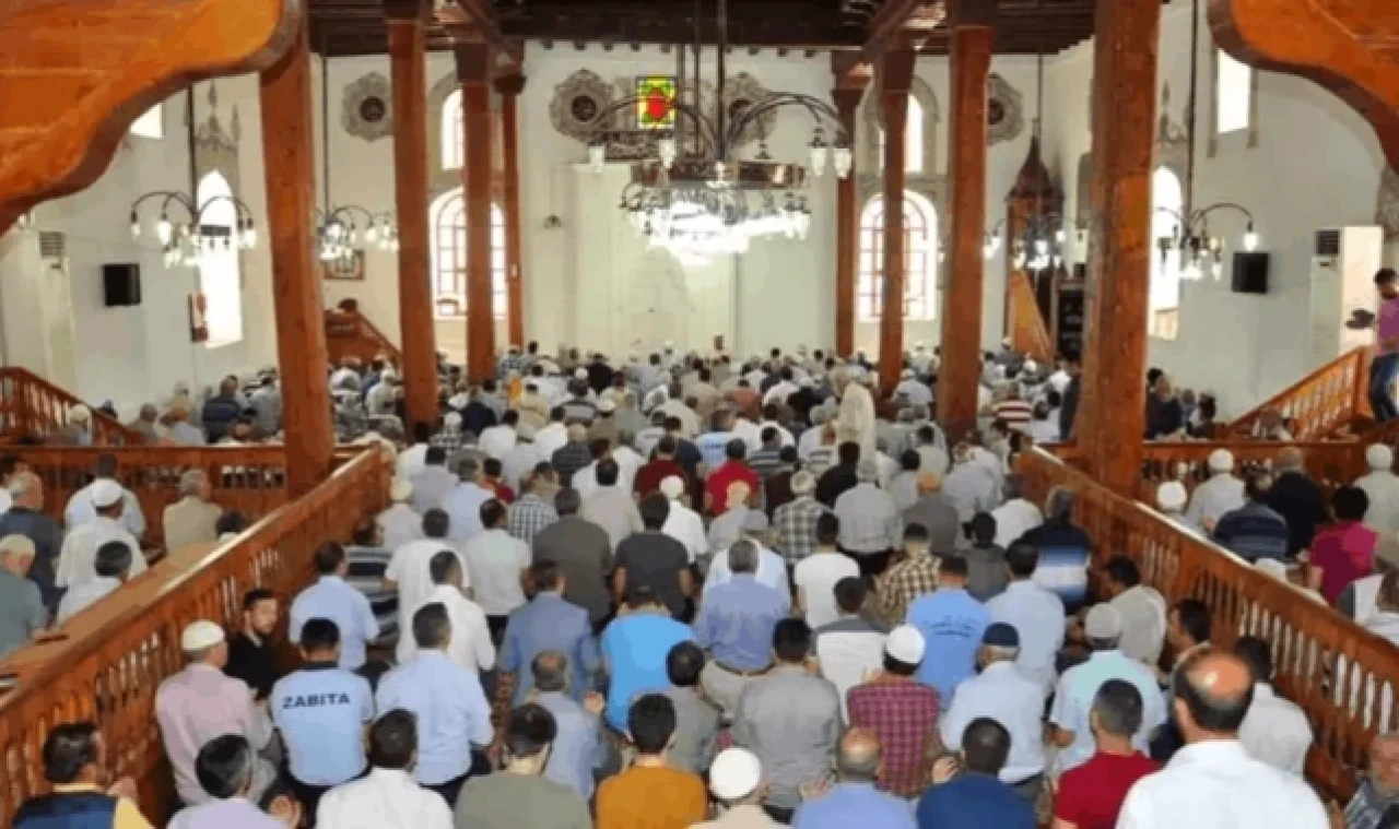 Merzifon’da Mevlid Kandili Huşu İle Kutlandı