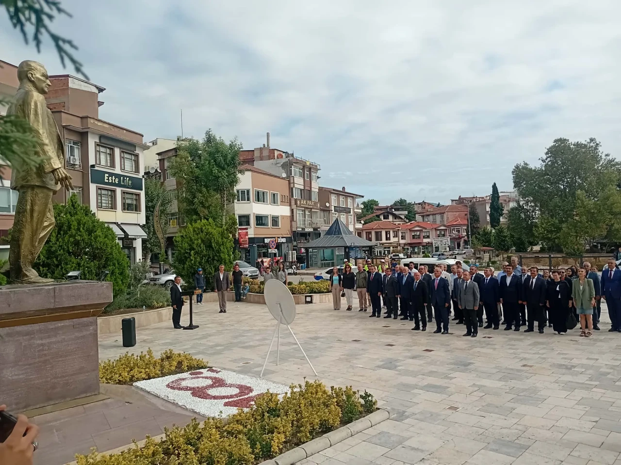 Yeni Eğitim Öğretim Yılı Törenle Başladı
