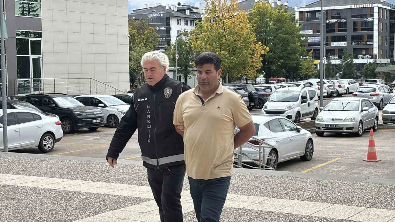 Aracın dingillerine gizlenmiş 7 kilo uyuşturucu ele geçirildi