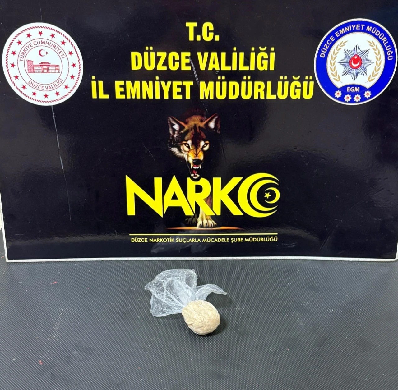 Gençleri zehirleyecekti yakalandı