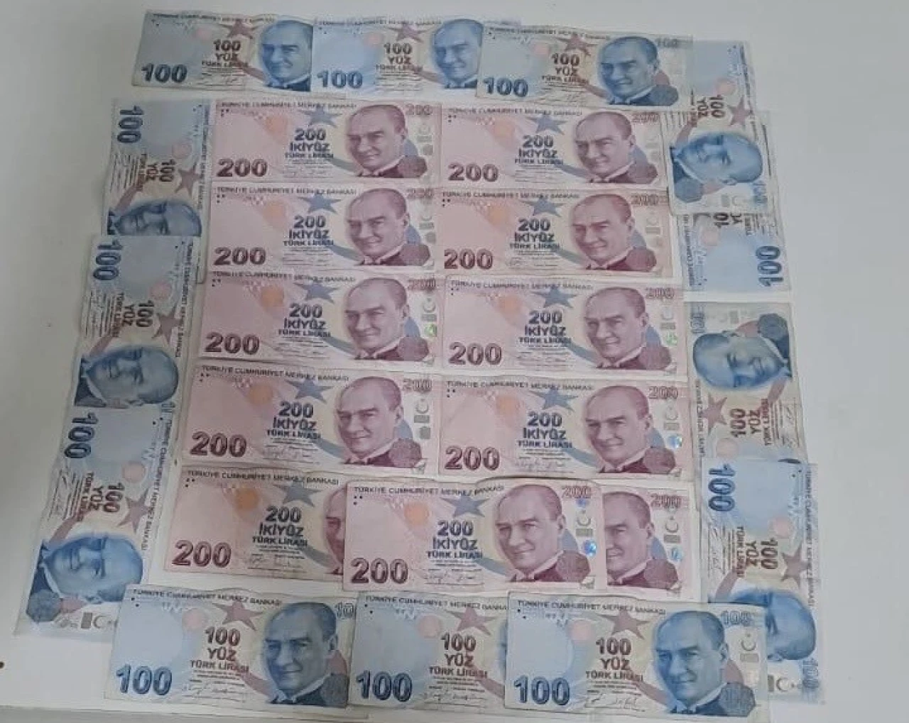 Kahvehaneye kumar baskını: 4 kişiye ceza, işletme sorumlusuna adli işlem