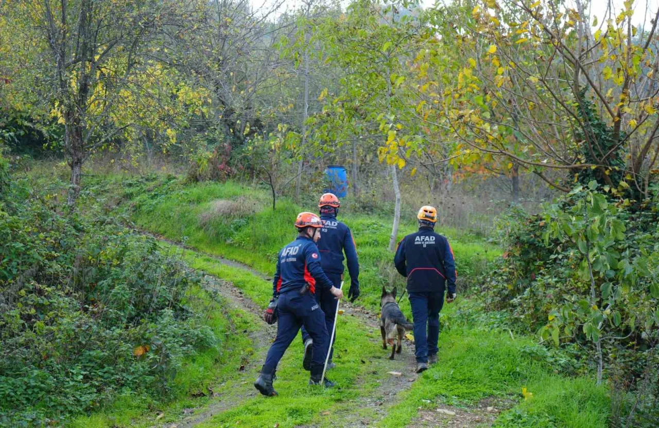 Çocuğuyla birlikte kaybolan kadının annesi: "Kızım beni duyuyorsan evine dön"
