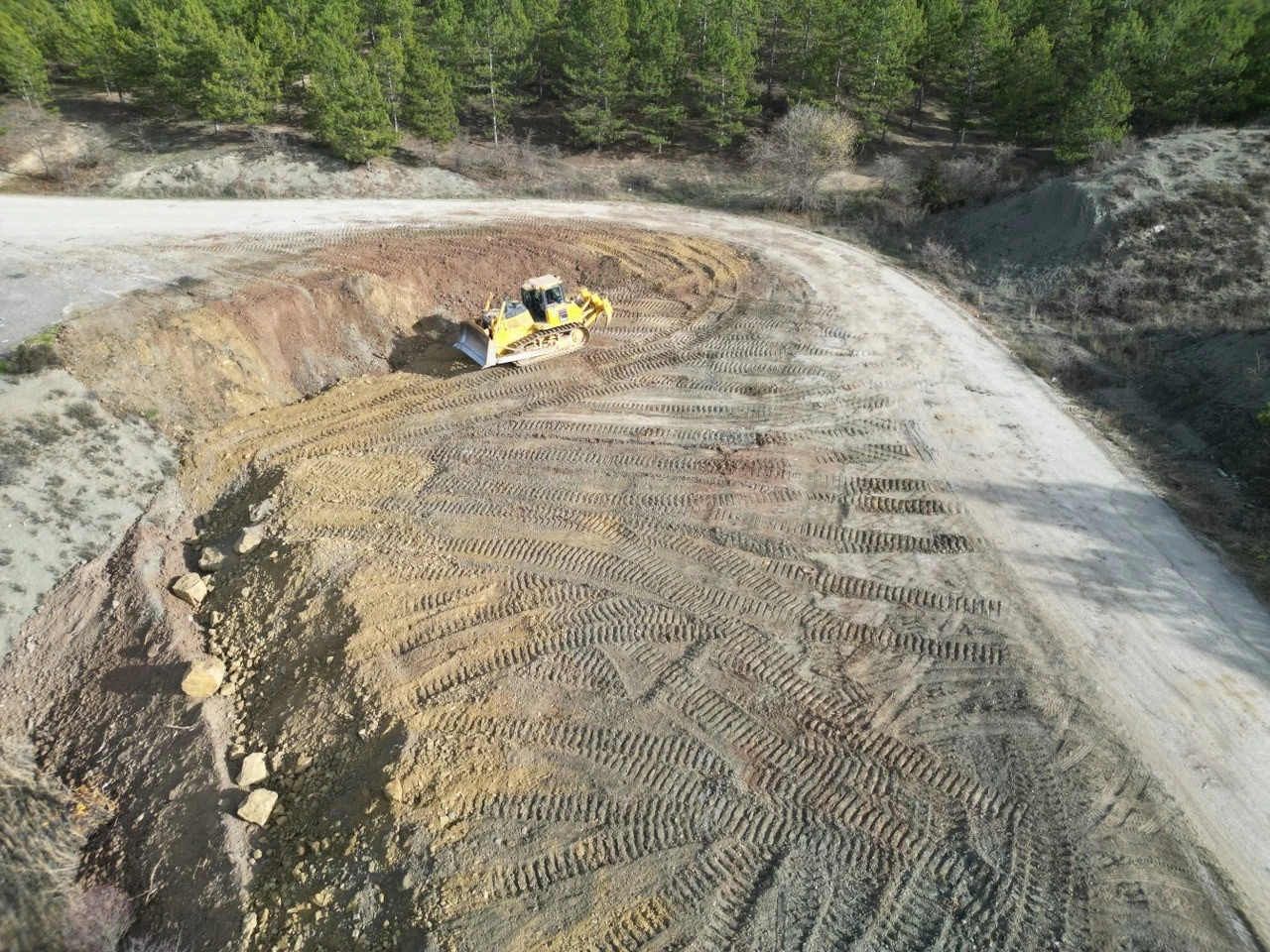 Çomar Barajında 2. etap yol genişletme çalışmaları başladı