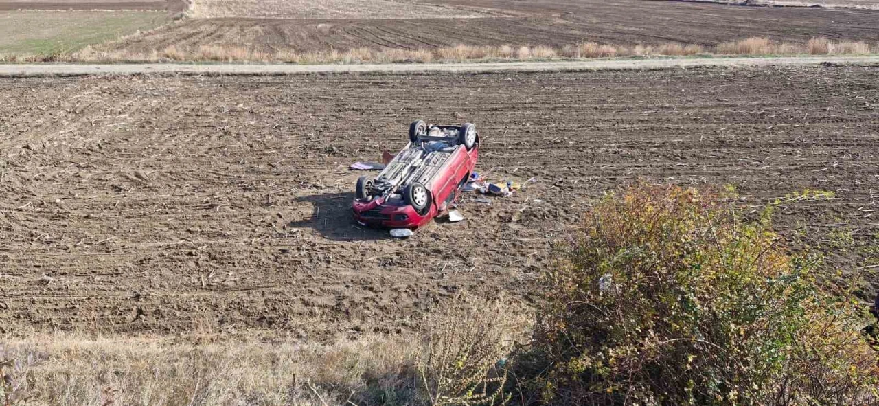 Otomobil takla attı: 1 yaralı
