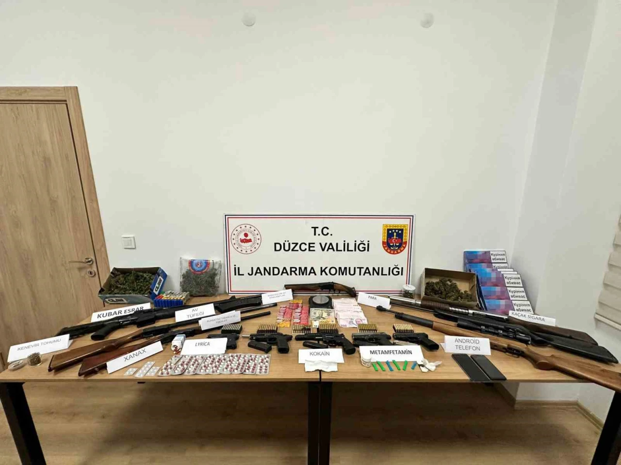 Hem taşıyıcı hem satıcı yakalandı