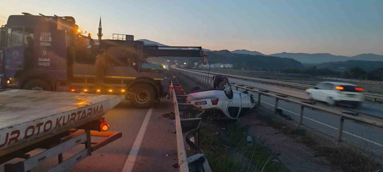 Kontrolden çıkan otomobil takla attı: 2 yaralı