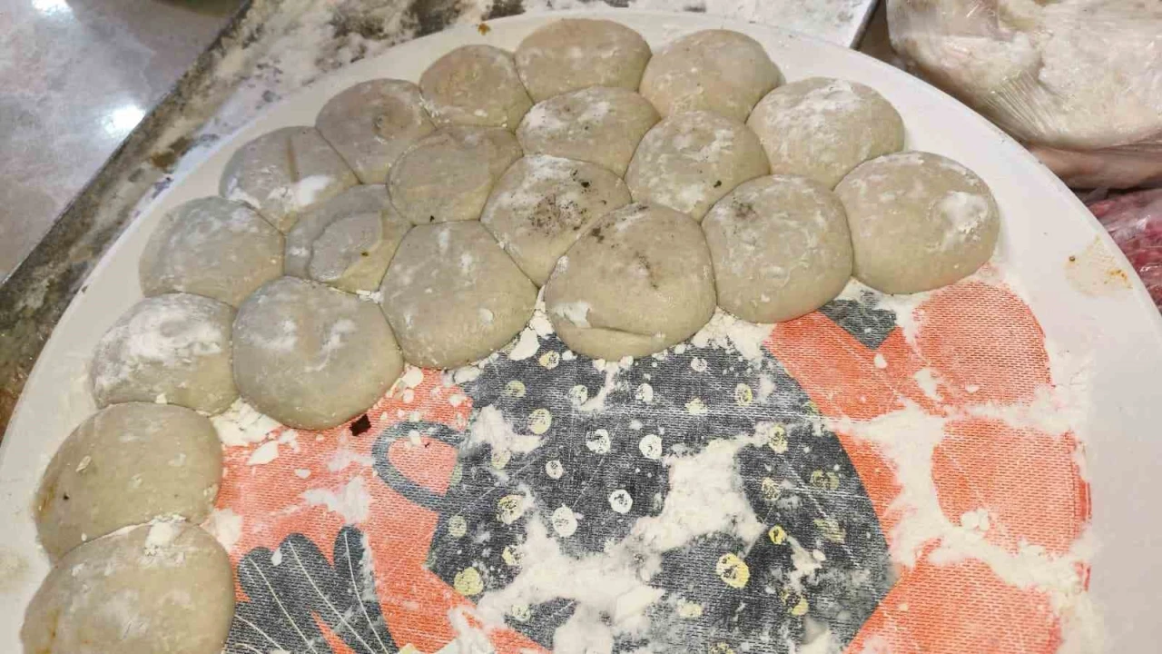 Mühürlü pidecinin gizli bölmesi gündem oldu